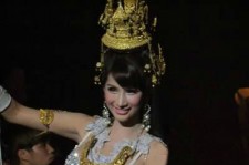 防城港人妖选美(人妖选美手术)