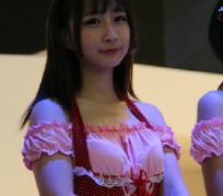 防城港上海私人伴游 上海商务女，女听枫预约伴游