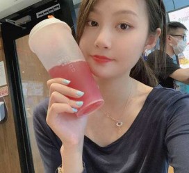 防城港雇用网红商务伴游女(雇用网红商务伴游女员工)