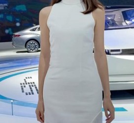 防城港梦到本身做兼职模特(梦到本身做兼职模特工做)