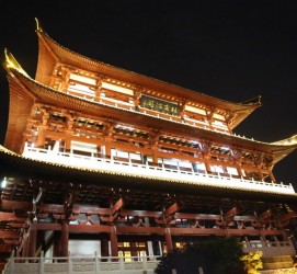 防城港长沙旅游攻略(长沙旅游攻略景点必去长沙美食街)