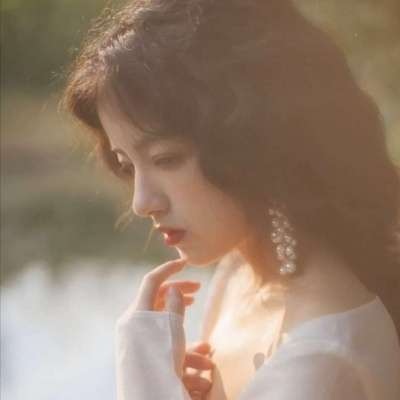 防城港伴游女生雷花蕊的资料