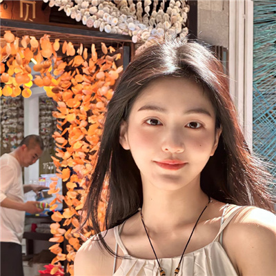 防城港伴游女生张墨墨的资料