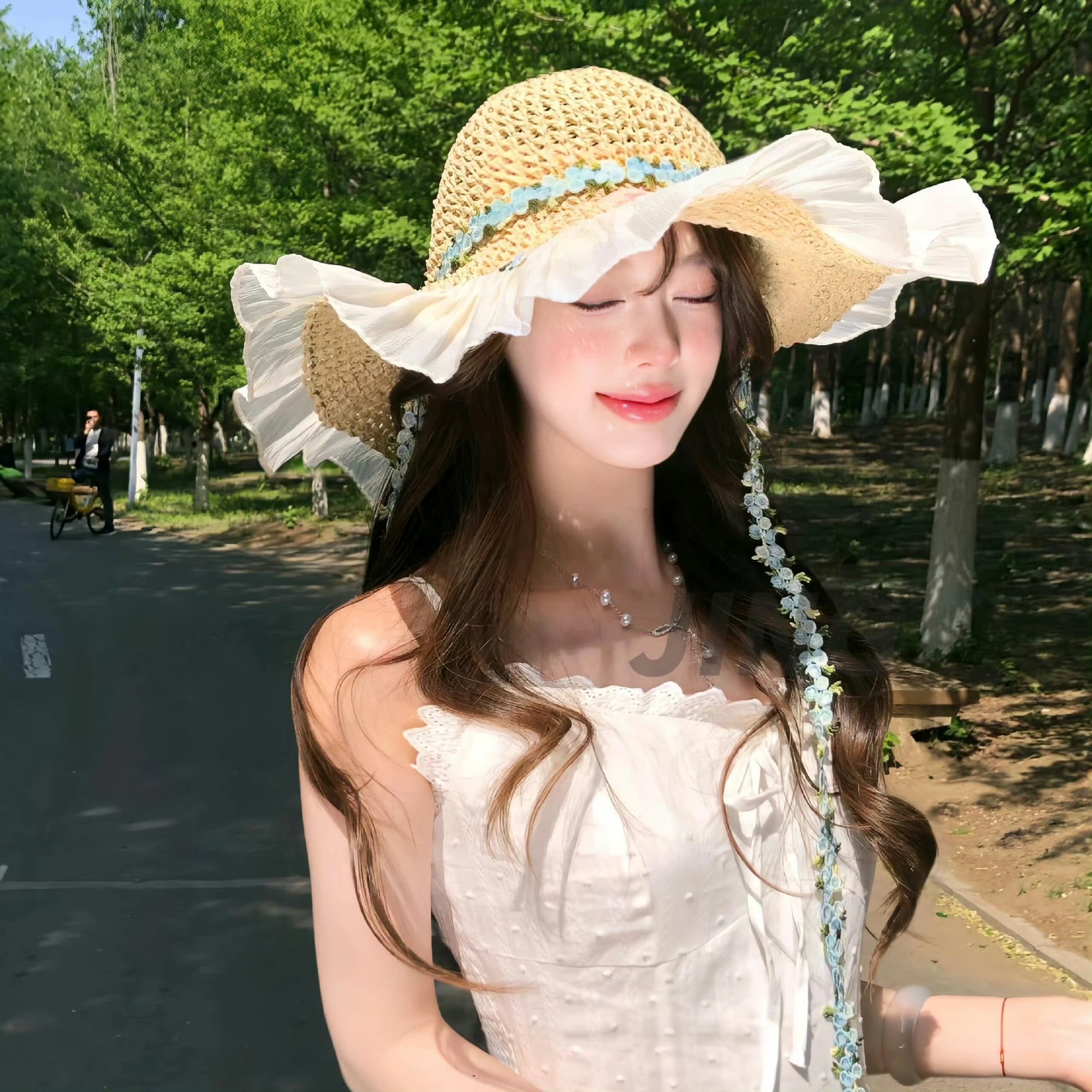 防城港伴游女生许曼姿的资料
