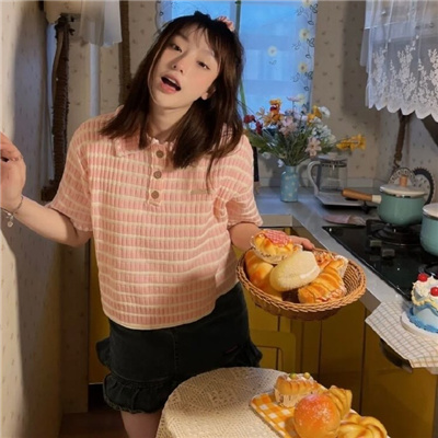 防城港伴游女生员婷双的资料