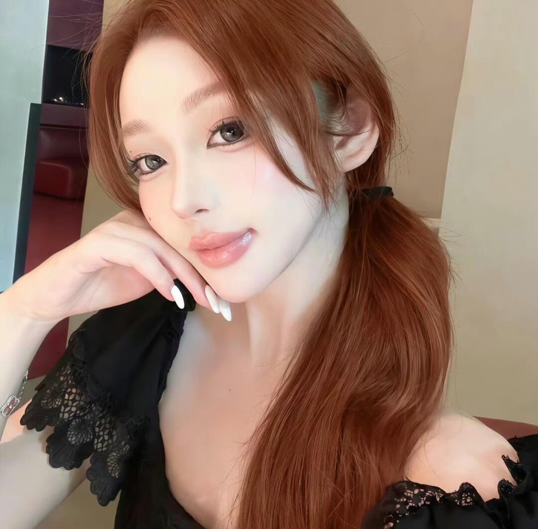 防城港伴游女生 | Victoria LiLI的资料